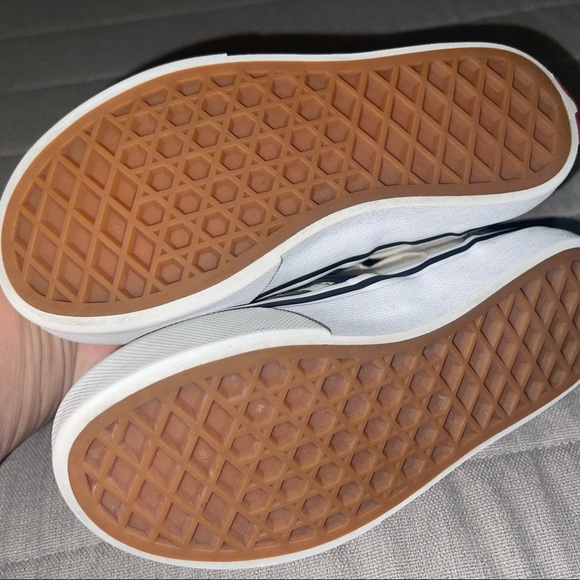 Vans - Picture 5 of 5